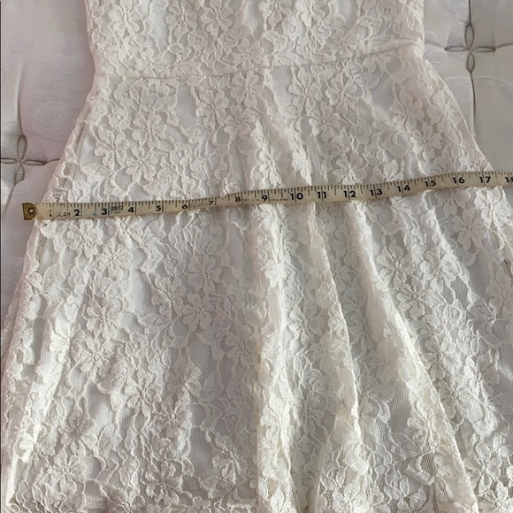 Ginger G white lace dress - Picture 8 of 8